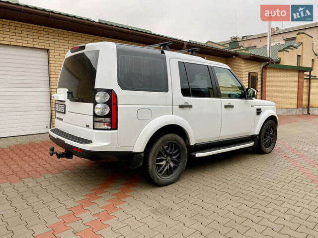 Білий Ленд Ровер Діскавері, об'ємом двигуна 2.99 л та пробігом 198 тис. км за 19900 $, фото 7 на Automoto.ua