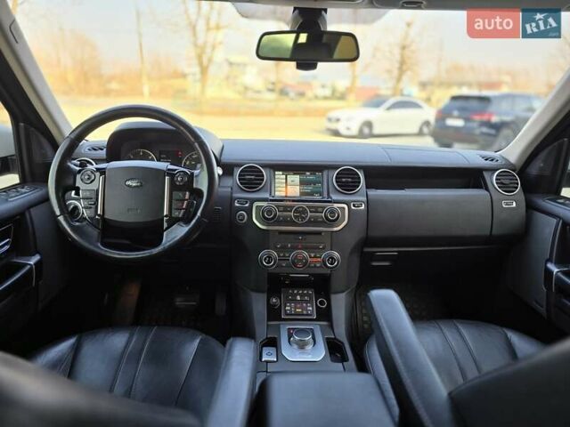 Білий Ленд Ровер Діскавері, об'ємом двигуна 2.99 л та пробігом 226 тис. км за 20999 $, фото 4 на Automoto.ua