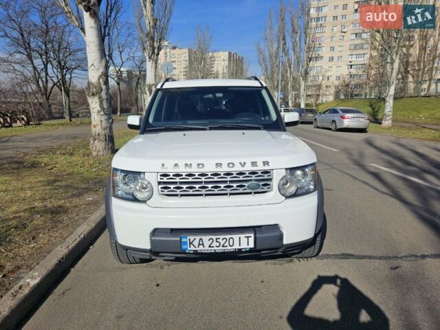 Білий Ленд Ровер Діскавері, об'ємом двигуна 3 л та пробігом 270 тис. км за 17000 $, фото 5 на Automoto.ua