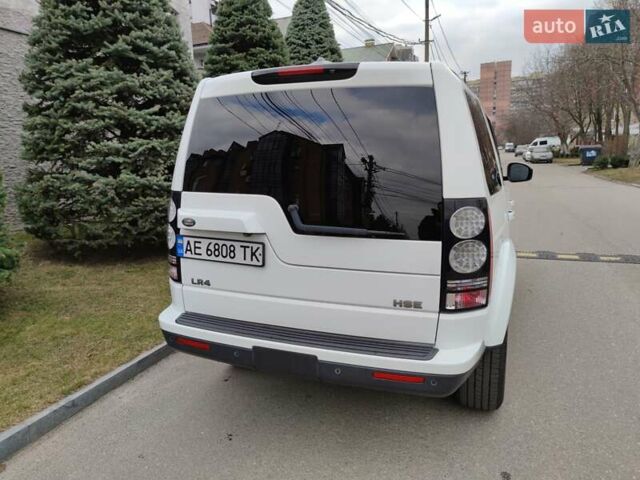 Білий Ленд Ровер Діскавері, об'ємом двигуна 3 л та пробігом 190 тис. км за 23900 $, фото 6 на Automoto.ua