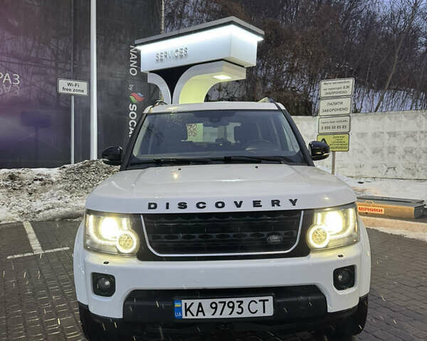Білий Ленд Ровер Діскавері, об'ємом двигуна 2.99 л та пробігом 231 тис. км за 20900 $, фото 9 на Automoto.ua