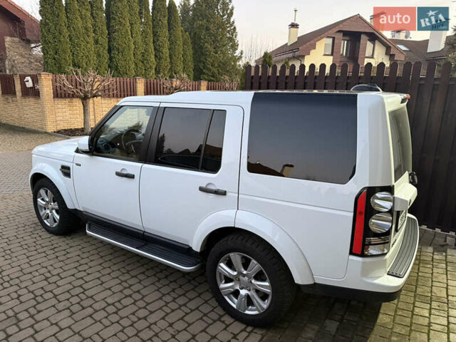Белый Ленд Ровер Дискавери, объемом двигателя 3 л и пробегом 190 тыс. км за 19000 $, фото 9 на Automoto.ua