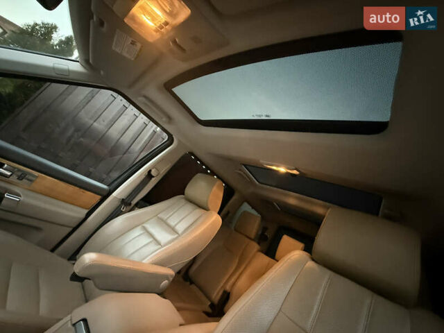 Белый Ленд Ровер Дискавери, объемом двигателя 3 л и пробегом 190 тыс. км за 19000 $, фото 17 на Automoto.ua