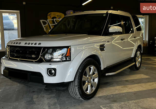 Білий Ленд Ровер Діскавері, об'ємом двигуна 3 л та пробігом 173 тис. км за 22950 $, фото 1 на Automoto.ua