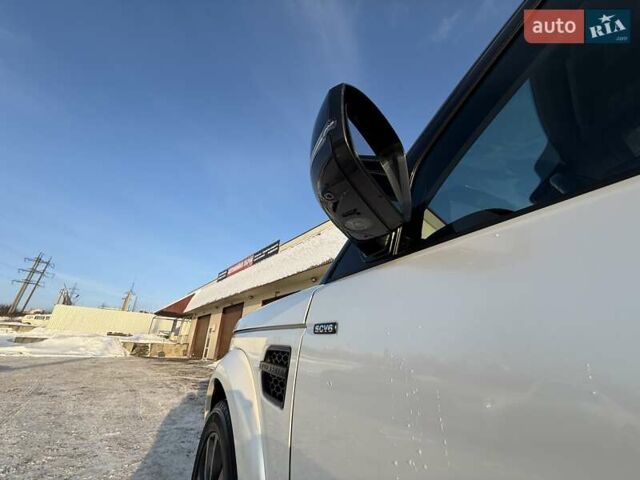 Белый Ленд Ровер Дискавери, объемом двигателя 3 л и пробегом 175 тыс. км за 24000 $, фото 13 на Automoto.ua