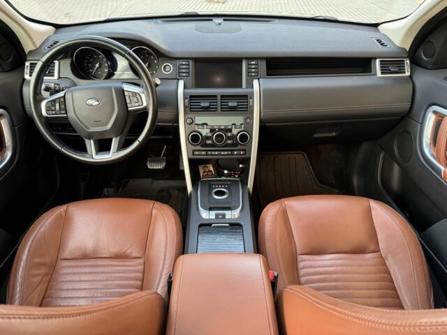 Белый Ленд Ровер Дискавери, объемом двигателя 2 л и пробегом 145 тыс. км за 18800 $, фото 19 на Automoto.ua