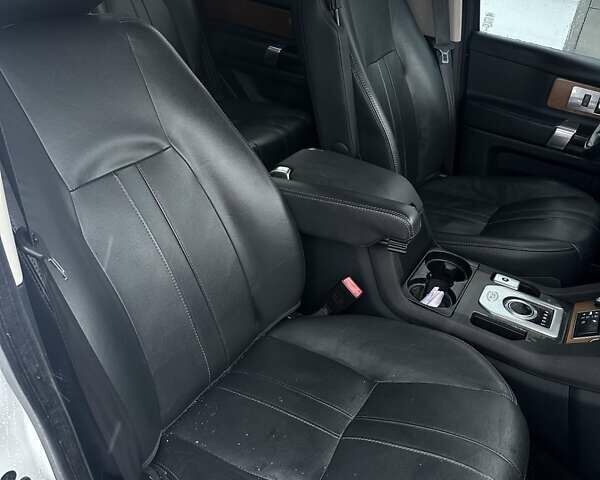 Белый Ленд Ровер Дискавери, объемом двигателя 3 л и пробегом 180 тыс. км за 19999 $, фото 15 на Automoto.ua