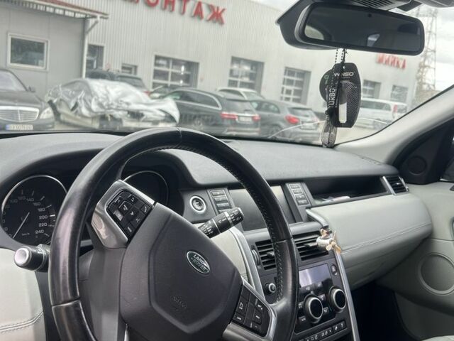 Ленд Ровер Дискавери 2015 в Староконстантинов на Automoto.ua Белый Ленд Ровер Дискавери, объемом двигателя 2 л и пробегом 220 тыс. км за 22000 $, фото 7 на Automoto.ua