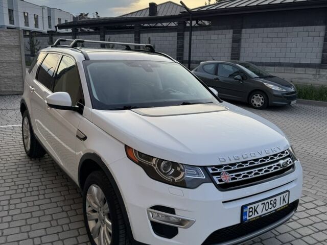 Белый Ленд Ровер Дискавери, объемом двигателя 2 л и пробегом 145 тыс. км за 18800 $, фото 4 на Automoto.ua