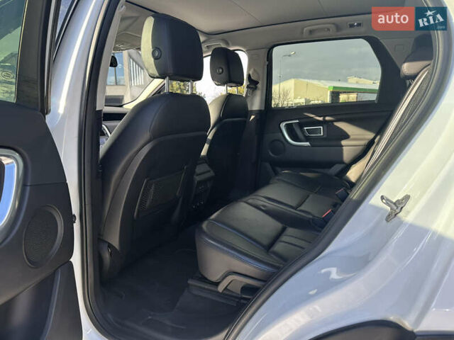 Белый Ленд Ровер Дискавери, объемом двигателя 2 л и пробегом 131 тыс. км за 15500 $, фото 22 на Automoto.ua