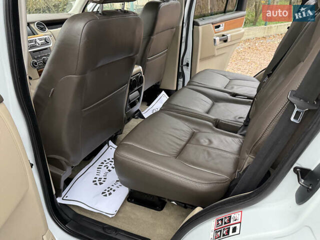 Белый Ленд Ровер Дискавери, объемом двигателя 3 л и пробегом 180 тыс. км за 19850 $, фото 87 на Automoto.ua