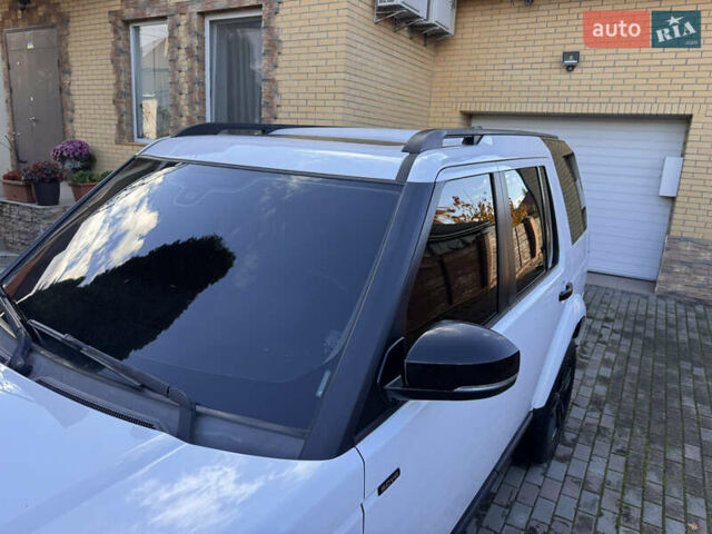 Белый Ленд Ровер Дискавери, объемом двигателя 3 л и пробегом 210 тыс. км за 19500 $, фото 30 на Automoto.ua