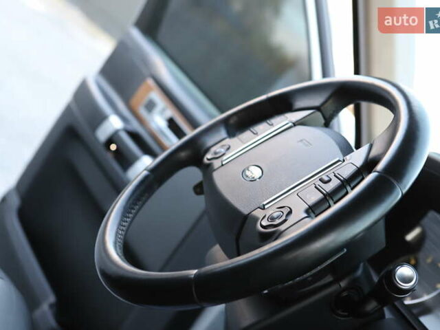 Белый Ленд Ровер Дискавери, объемом двигателя 3 л и пробегом 192 тыс. км за 18899 $, фото 85 на Automoto.ua