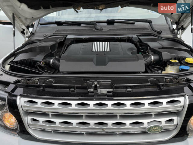 Белый Ленд Ровер Дискавери, объемом двигателя 3 л и пробегом 185 тыс. км за 18250 $, фото 82 на Automoto.ua