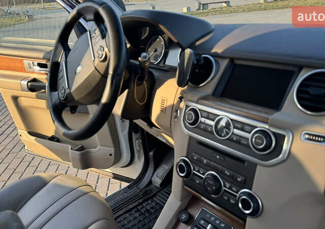 Белый Ленд Ровер Дискавери, объемом двигателя 2.99 л и пробегом 170 тыс. км за 25000 $, фото 15 на Automoto.ua
