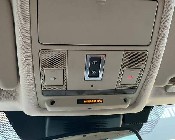 Белый Ленд Ровер Дискавери, объемом двигателя 2 л и пробегом 110 тыс. км за 18900 $, фото 28 на Automoto.ua