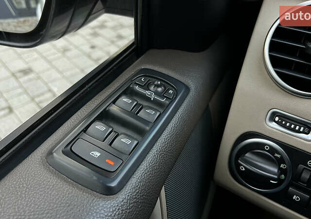 Белый Ленд Ровер Дискавери, объемом двигателя 2.99 л и пробегом 170 тыс. км за 24000 $, фото 19 на Automoto.ua