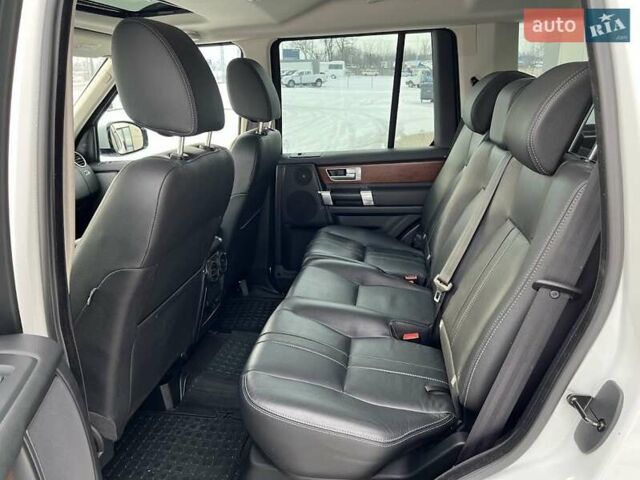 Белый Ленд Ровер Дискавери, объемом двигателя 2.99 л и пробегом 148 тыс. км за 23500 $, фото 29 на Automoto.ua