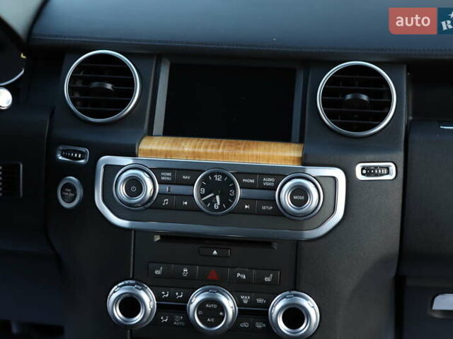 Белый Ленд Ровер Дискавери, объемом двигателя 3 л и пробегом 192 тыс. км за 18899 $, фото 73 на Automoto.ua