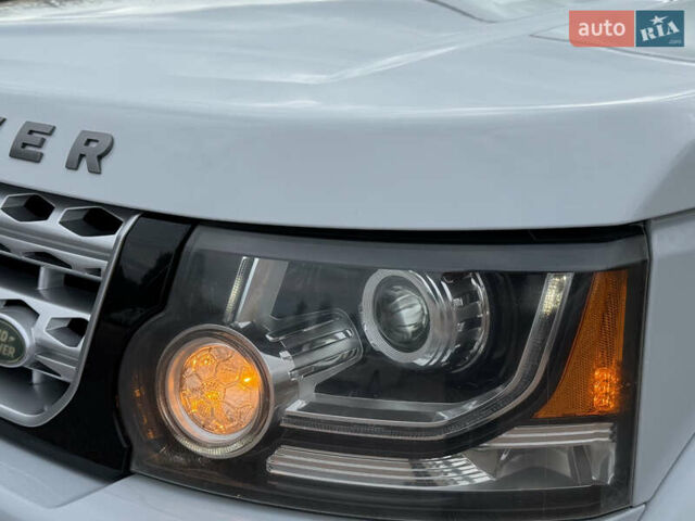 Ленд Ровер Дискавери 2016 в Дрогобыче на Automoto.ua Белый Ленд Ровер Дискавери, объемом двигателя 3 л и пробегом 112 тыс. км за 23500 $, фото 13 на Automoto.ua