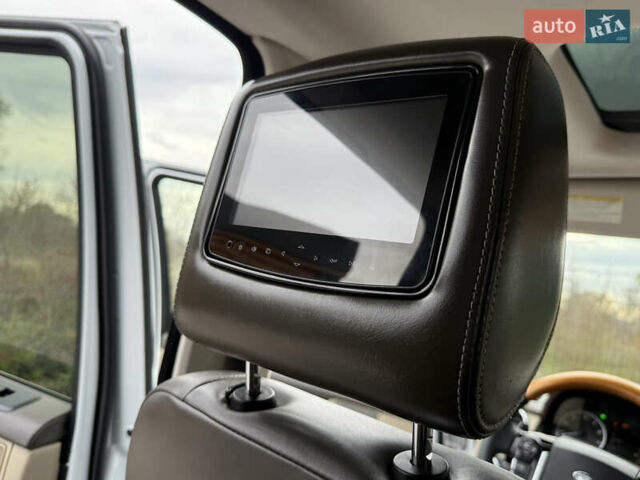 Белый Ленд Ровер Дискавери, объемом двигателя 3 л и пробегом 180 тыс. км за 19850 $, фото 82 на Automoto.ua