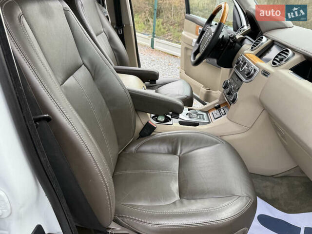 Белый Ленд Ровер Дискавери, объемом двигателя 3 л и пробегом 185 тыс. км за 18250 $, фото 53 на Automoto.ua