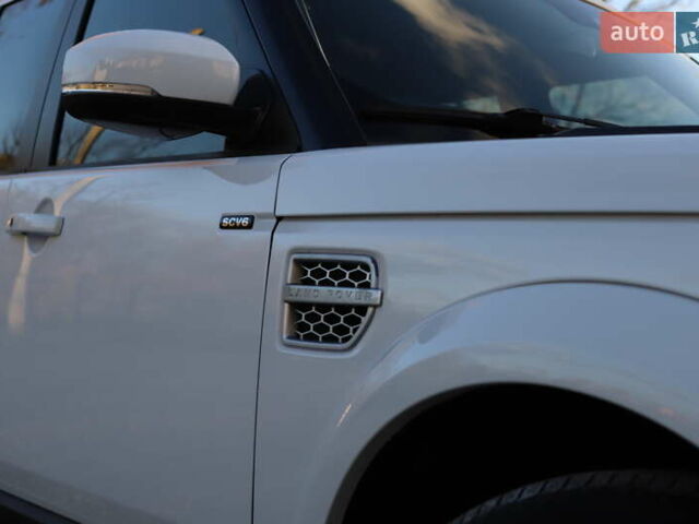 Белый Ленд Ровер Дискавери, объемом двигателя 3 л и пробегом 192 тыс. км за 18899 $, фото 42 на Automoto.ua