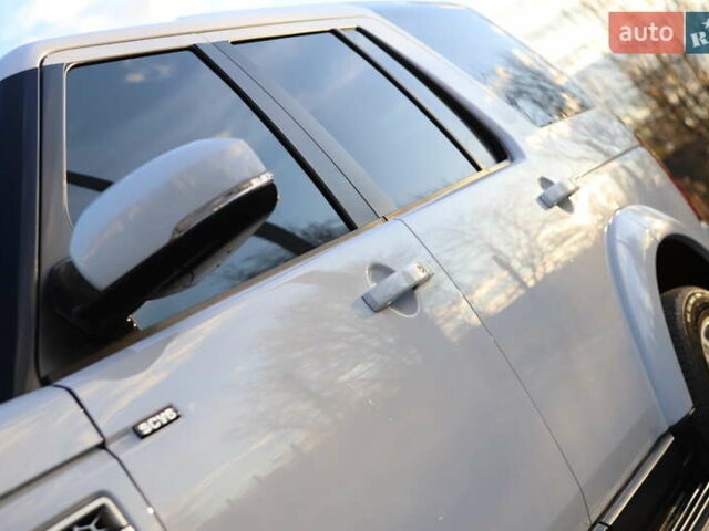 Белый Ленд Ровер Дискавери, объемом двигателя 3 л и пробегом 192 тыс. км за 18899 $, фото 33 на Automoto.ua