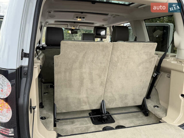 Ленд Ровер Дискавери 2016 в Дрогобыче на Automoto.ua Белый Ленд Ровер Дискавери, объемом двигателя 3 л и пробегом 112 тыс. км за 23500 $, фото 81 на Automoto.ua