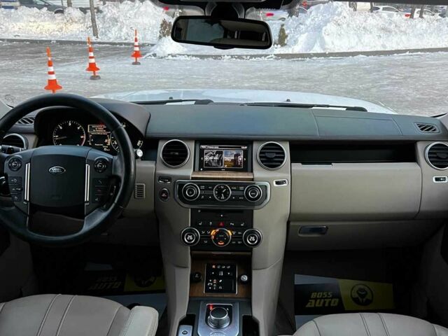 Белый Ленд Ровер Дискавери, объемом двигателя 3 л и пробегом 170 тыс. км за 21900 $, фото 11 на Automoto.ua