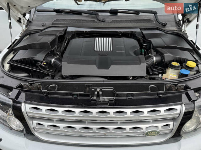 Ленд Ровер Дискавери 2016 в Дрогобыче на Automoto.ua Белый Ленд Ровер Дискавери, объемом двигателя 3 л и пробегом 112 тыс. км за 23500 $, фото 70 на Automoto.ua