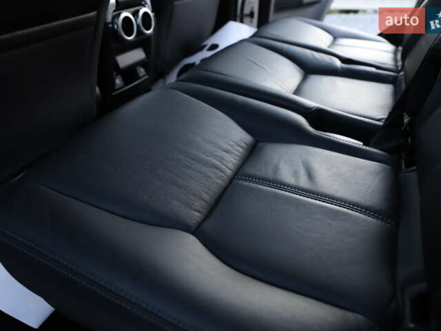 Белый Ленд Ровер Дискавери, объемом двигателя 3 л и пробегом 192 тыс. км за 18899 $, фото 94 на Automoto.ua