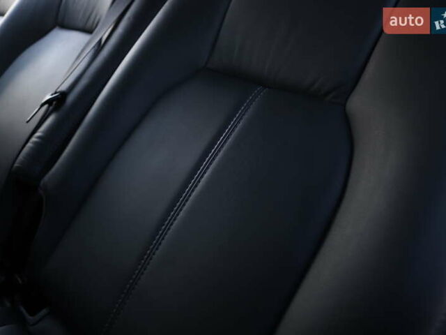 Белый Ленд Ровер Дискавери, объемом двигателя 3 л и пробегом 192 тыс. км за 18899 $, фото 96 на Automoto.ua