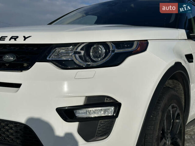 Белый Ленд Ровер Дискавери, объемом двигателя 2 л и пробегом 131 тыс. км за 15500 $, фото 6 на Automoto.ua