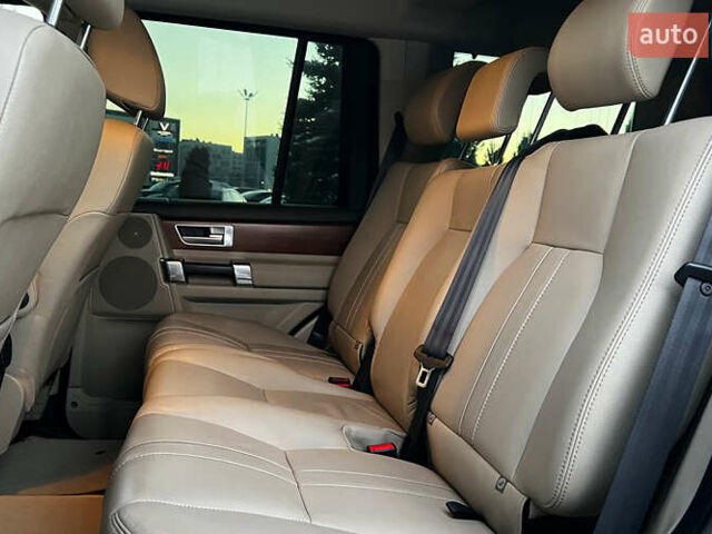 Белый Ленд Ровер Дискавери, объемом двигателя 2.99 л и пробегом 170 тыс. км за 21900 $, фото 20 на Automoto.ua