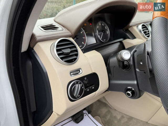 Ленд Ровер Дискавери 2016 в Дрогобыче на Automoto.ua Белый Ленд Ровер Дискавери, объемом двигателя 3 л и пробегом 112 тыс. км за 23500 $, фото 93 на Automoto.ua