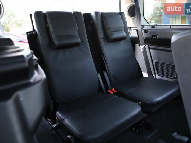 Белый Ленд Ровер Дискавери, объемом двигателя 3 л и пробегом 192 тыс. км за 18899 $, фото 102 на Automoto.ua