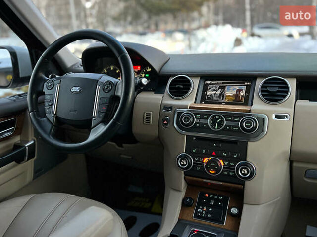 Белый Ленд Ровер Дискавери, объемом двигателя 2.99 л и пробегом 170 тыс. км за 21900 $, фото 19 на Automoto.ua