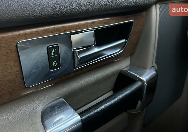 Белый Ленд Ровер Дискавери, объемом двигателя 2.99 л и пробегом 170 тыс. км за 24000 $, фото 20 на Automoto.ua