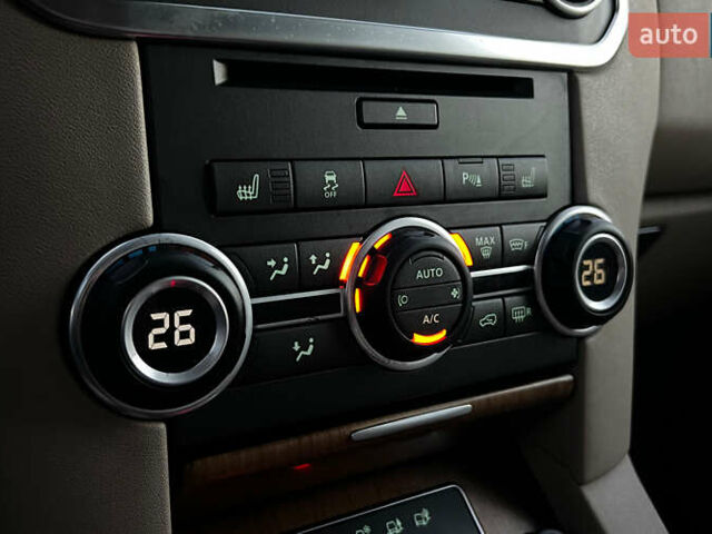 Белый Ленд Ровер Дискавери, объемом двигателя 2.99 л и пробегом 170 тыс. км за 21900 $, фото 14 на Automoto.ua