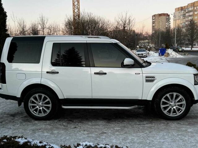 Білий Ленд Ровер Діскавері, об'ємом двигуна 3 л та пробігом 170 тис. км за 21900 $, фото 7 на Automoto.ua