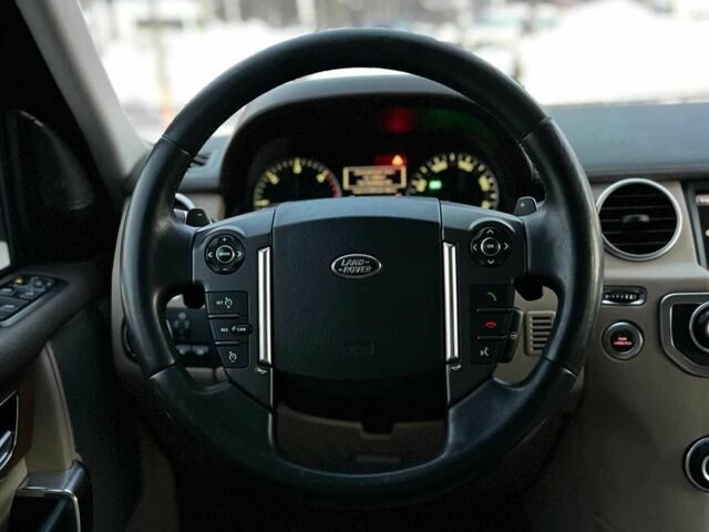 Белый Ленд Ровер Дискавери, объемом двигателя 3 л и пробегом 170 тыс. км за 21900 $, фото 8 на Automoto.ua