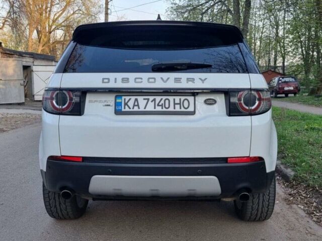 Білий Ленд Ровер Діскавері, об'ємом двигуна 2 л та пробігом 170 тис. км за 17000 $, фото 49 на Automoto.ua