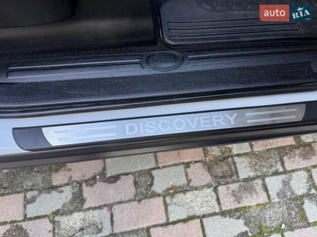 Белый Ленд Ровер Дискавери, объемом двигателя 3 л и пробегом 210 тыс. км за 19500 $, фото 27 на Automoto.ua