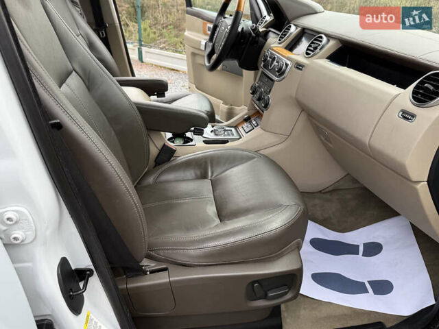 Белый Ленд Ровер Дискавери, объемом двигателя 3 л и пробегом 185 тыс. км за 18250 $, фото 59 на Automoto.ua