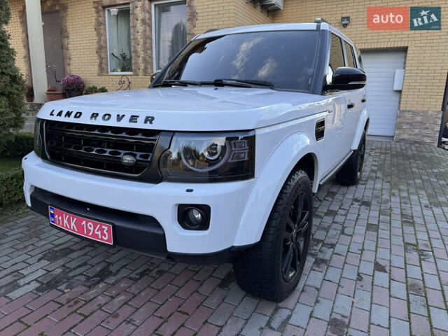 Белый Ленд Ровер Дискавери, объемом двигателя 3 л и пробегом 210 тыс. км за 19500 $, фото 2 на Automoto.ua