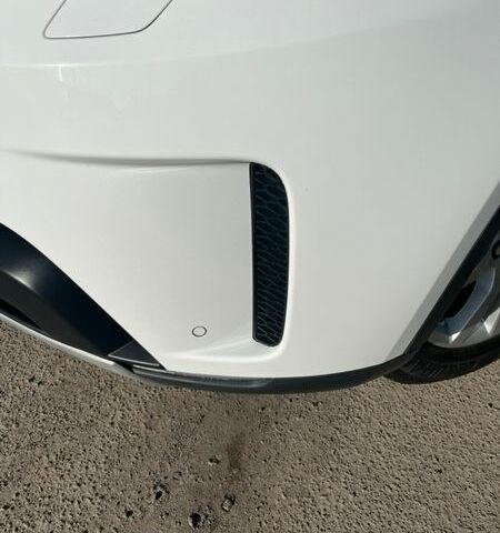 Білий Ленд Ровер Діскавері, об'ємом двигуна 3 л та пробігом 152 тис. км за 28300 $, фото 16 на Automoto.ua