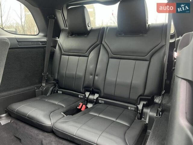 Белый Ленд Ровер Дискавери, объемом двигателя 3 л и пробегом 171 тыс. км за 24990 $, фото 11 на Automoto.ua