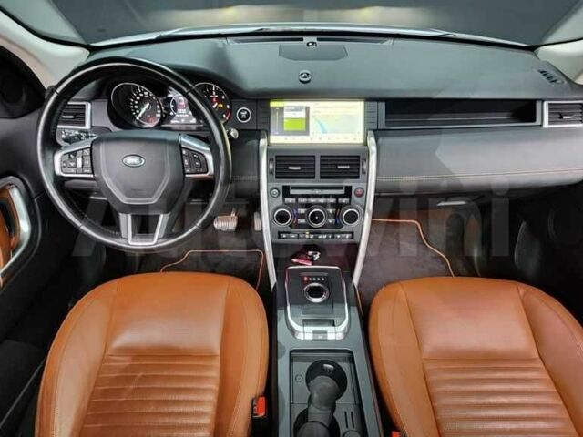 Белый Ленд Ровер Дискавери, объемом двигателя 2 л и пробегом 110 тыс. км за 14300 $, фото 4 на Automoto.ua