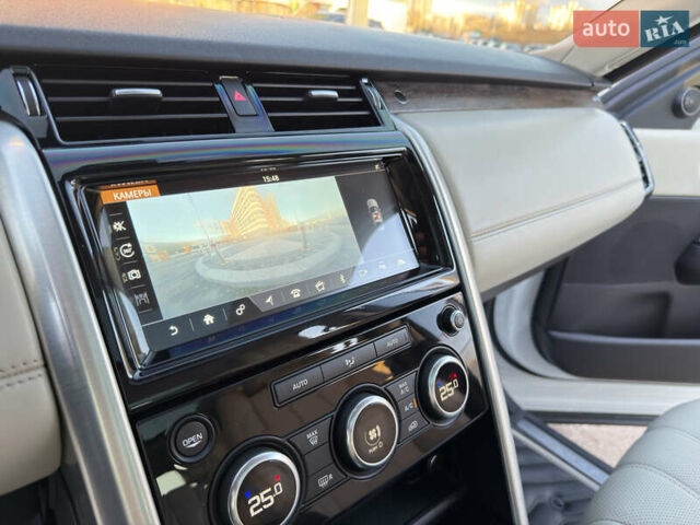 Белый Ленд Ровер Дискавери, объемом двигателя 2.99 л и пробегом 115 тыс. км за 34900 $, фото 33 на Automoto.ua